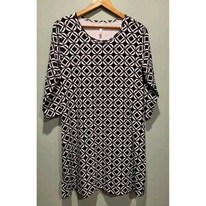 Lulu B Geometric Black and White Dress